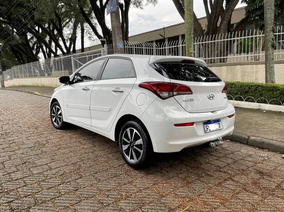 HYUNDAI HB20 1.6 OCEAN 16V FLEX 4P AUTOMÁTICO HYUNDAI HB20 1.6 OCEAN 16V FLEX 4P AUTOMÁTICO
